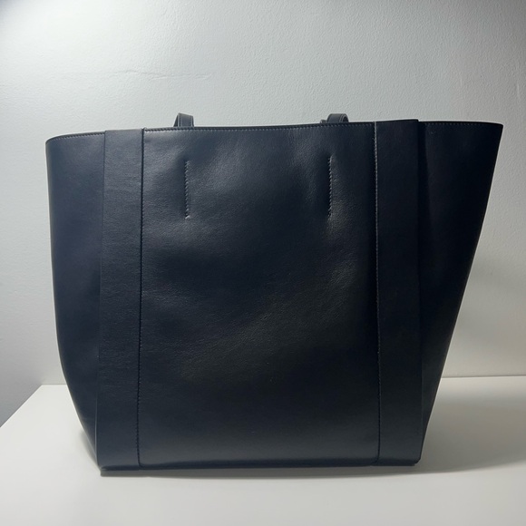 Alexander McQueen Leather Signature Shopper Tote Bag Purse 💕for Sasha - Picture 10 of 16